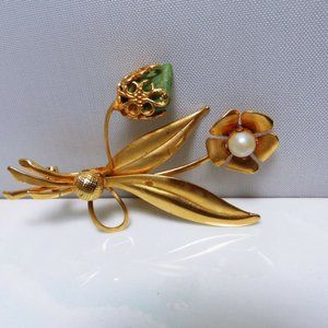 Vintage Sterling Silver Flower Brooch by GREER with Jadeite & Carved Shell